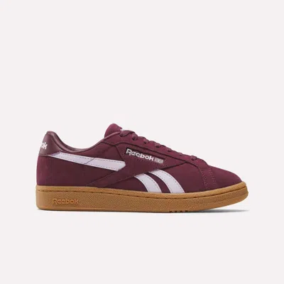 Reebok Club C Grounds Sneakers In Burgundy