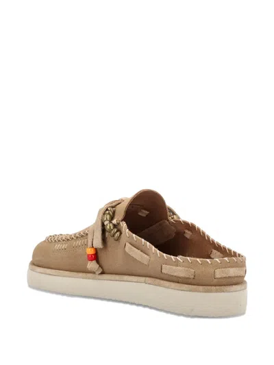 Caleb Paris Embroidery Mules In Brown