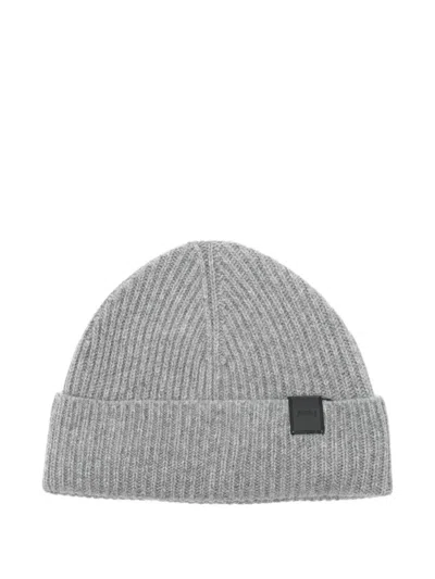 Juunj Ribbed Logo-patch Beanie In Gray