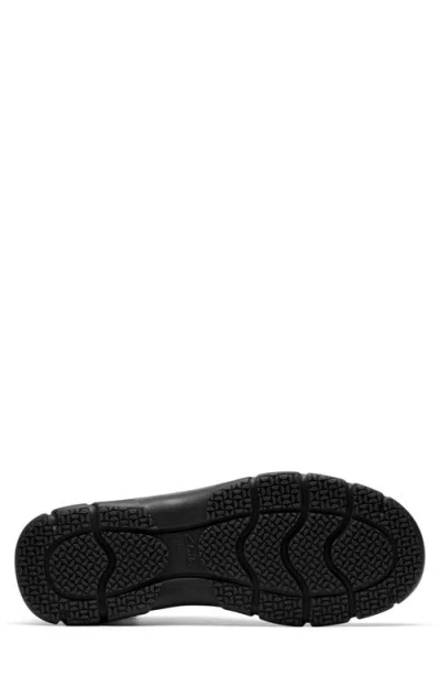 Clarks Walpath Chukka In Black