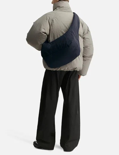 Seventh Lunar Sac In Black