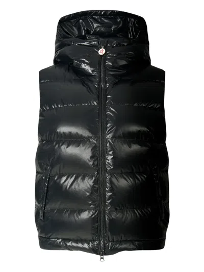 Perfect Moment Hooded Sleeveless Quilted Vest Pockets In Black