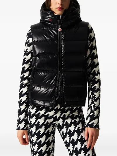 Perfect Moment Hooded Sleeveless Quilted Vest Pockets In Black