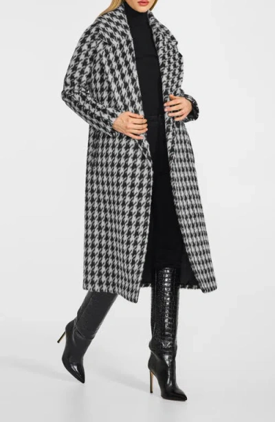 Sentaler Houndstooth Alpaca Blend Coat In Multi