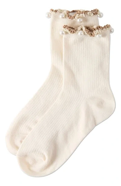 Memoi Faux Pearl Lettuce Edge Cotton Blend Crew Socks In White