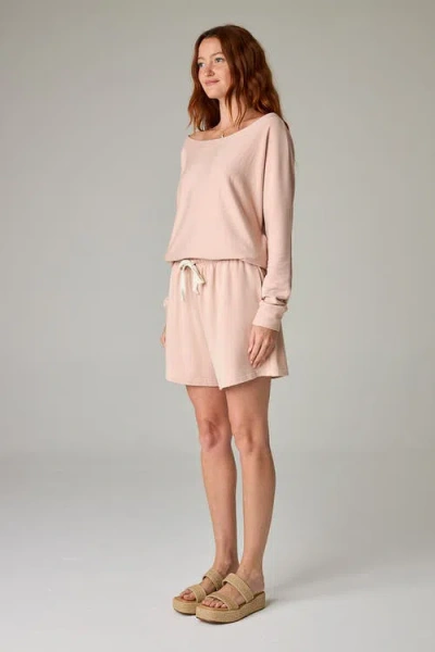 Eavolu Baikal Eco-luxe Fleece Short In Pink