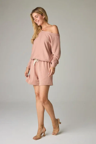 Eavolu Baikal Eco-luxe Fleece Short In Sand