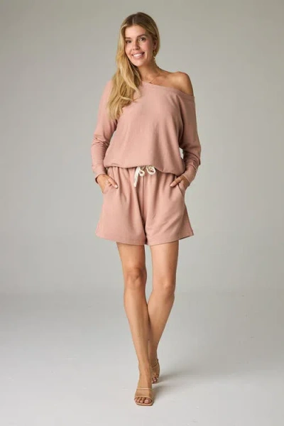 Eavolu Baikal Eco-luxe Fleece Short In Sand