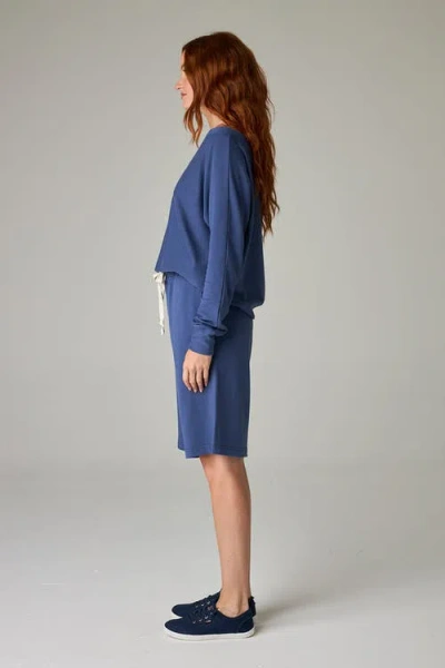 Eavolu Baikal Eco-luxe Fleece Bermuda Short In Blue