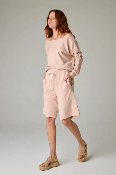 Eavolu Baikal Eco-luxe Fleece Bermuda Short In Pink