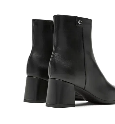 La Canadienne ?variant=44388437295241&country=us In Animal Print