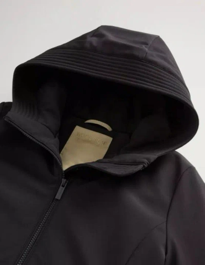 Woolrich Hooded Long Sleeve Parka With Side Pockets In Black