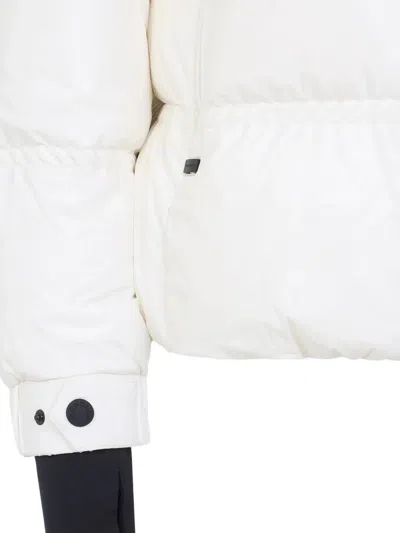 Moncler Anglin Padded Jacket With Logo-patch In White
