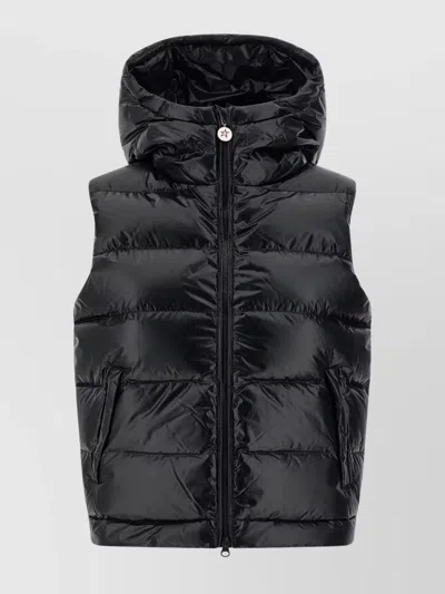 Perfect Moment Hooded Sleeveless Quilted Vest Pockets In Black