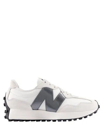 New Balance Contemporary Low Top Sneakers With Contrast Panel In Multi