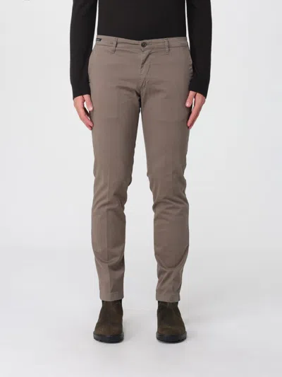 Xc Pants  Men Color Dove Grey In Gray