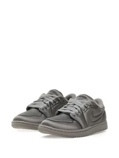 Jordan Air  1 Low Method Of Make Sneakers In Gray