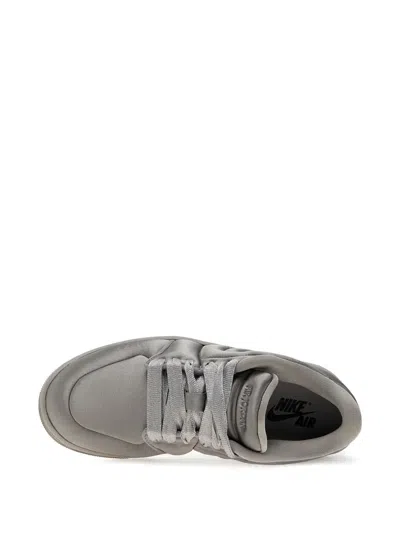 Jordan Air  1 Low Method Of Make Sneakers In Gray