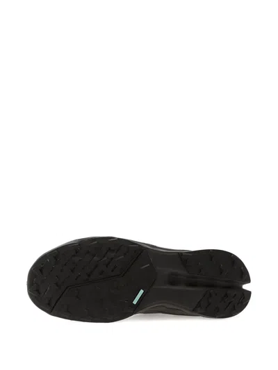 On Cloudsurfer Trail 2 Lace-up Sneakers In Black