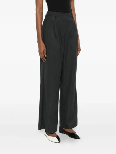 Dunst Double-pleated Trousers In Black