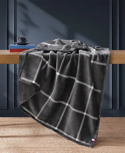 Tommy Hilfiger Printed Plush Plaid Throw Blanket, 70" X 50" In Gray