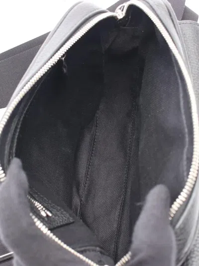 Pre-owned Gucci 2016-2025 Leather Web Buckle Messenger Bag Crossbody Bag In Black