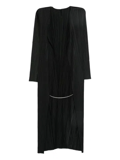 Issey Miyake Open-front Pleated Coat In Black