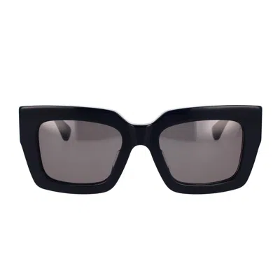 Bottega Veneta Sunglasses In Black