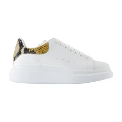 Alexander Mcqueen Oversized Snake Printed Leather Sneakers In White