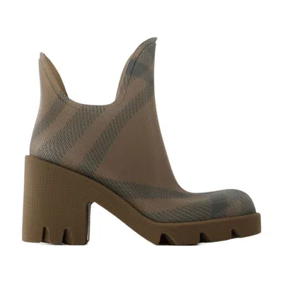 Burberry Chunky Heel Checkered Rubber Ankle Boots In Beige