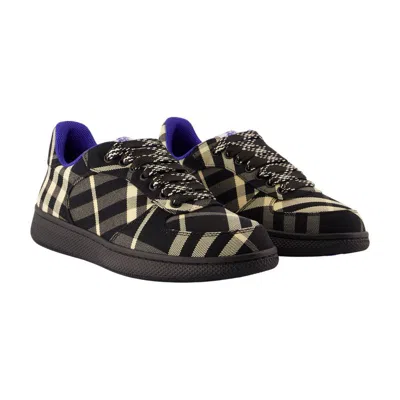 Burberry Checked Terrace Lace-up Sneakers In Black