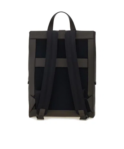 Ferragamo Gancini-buckle Zipped Backpack In Black