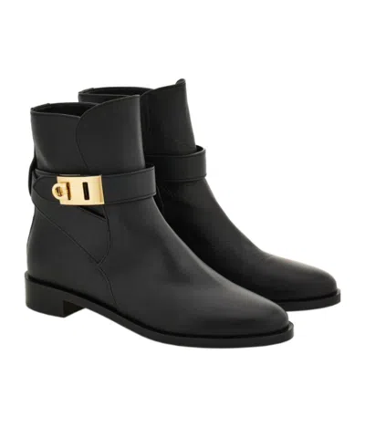 Ferragamo Zanira Leather Ankle Boots In Black
