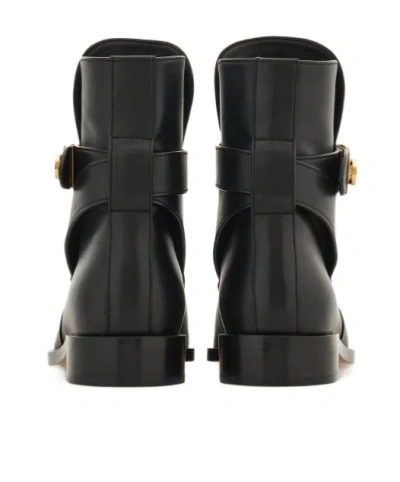Ferragamo Zanira Leather Ankle Boots In Black