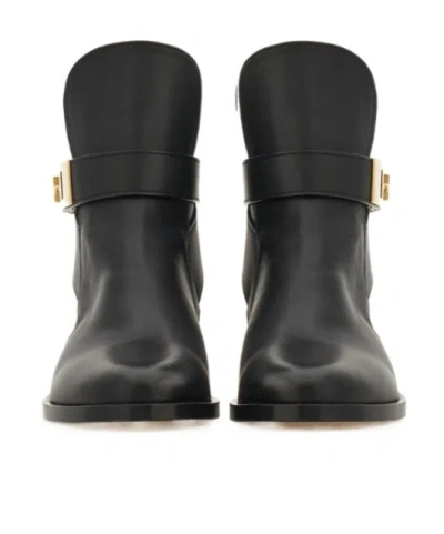 Ferragamo Zanira Leather Ankle Boots In Black
