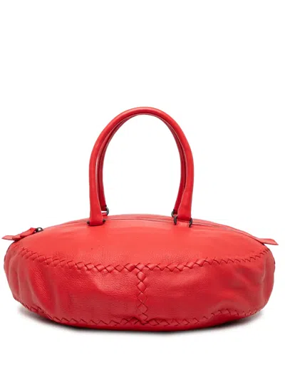 Pre-owned Bottega Veneta 2009 Intrecciato Trimmed Cervo Disk Handbag In Red