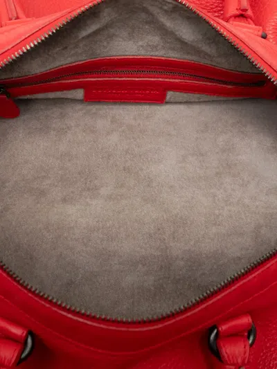 Pre-owned Bottega Veneta 2009 Intrecciato Trimmed Cervo Disk Handbag In Red