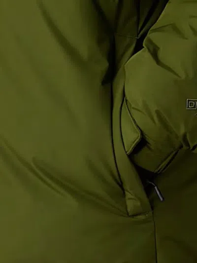 The North Face Long-sleeve Jacket In Green