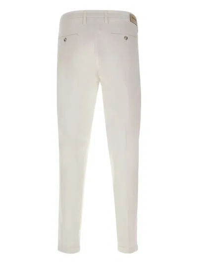 Re-hash Murcha Welt-pocket Turn-up Trousers In White