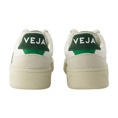 Veja V-90 Sneakers In White
