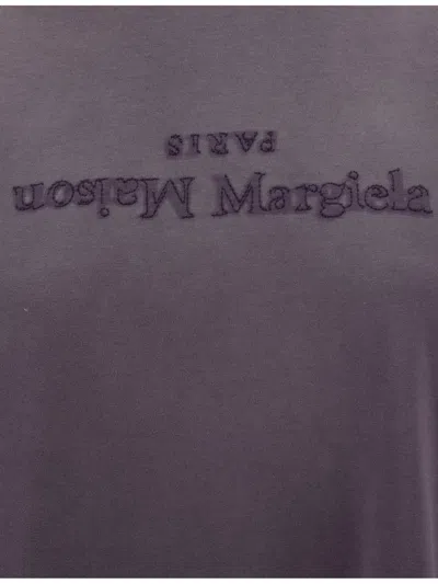 Maison Margiela Sophisticated T-shirt With Unique Design And High-quality Craftsmanship In Purple