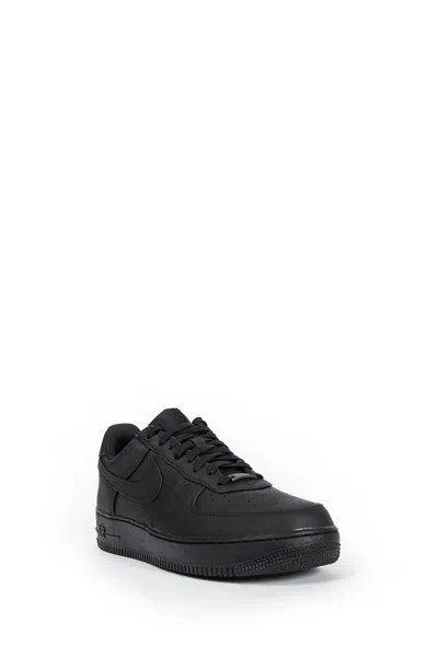 Nike Unisex Black Sneakers