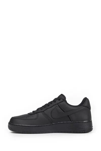 Nike Unisex Black Sneakers