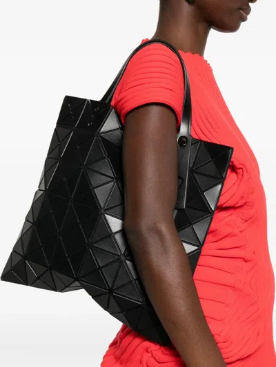 Bao Bao Issey Miyake Lucent Geometric-pattern Shoulder Bag In Black