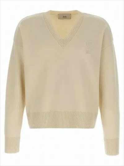 Ami Alexandre Mattiussi Cropped V-neck Sweater With Ribbed Details In Neutral