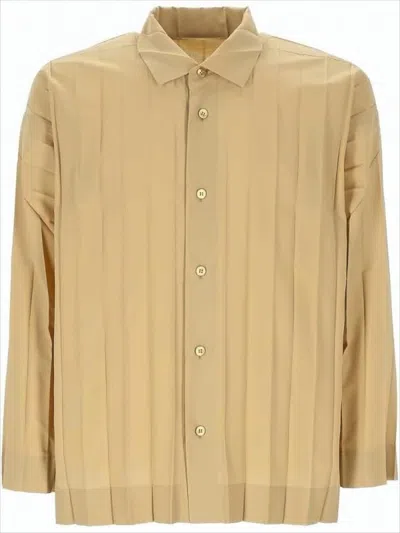 Issey Miyake Boxy Long-sleeve Shirt With Vertical Pleats And Classic Collar In Brown