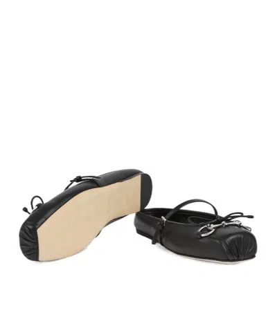Gucci Leather Ballet Flats Featuring Metal Detail In Black
