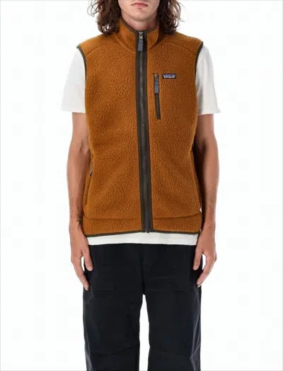 Patagonia Textured Fleece Vest With High Collar And Zippered Pockets In Brown