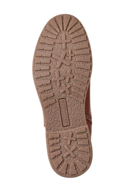 Easy Spirit Jaeson Chelsea Boot In Brown