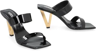 Versace V2025 Mules Vernies 85 Mm In Black